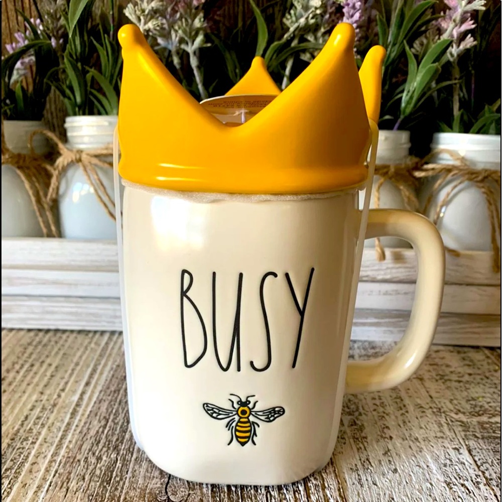 Queen Busy Bee Mug
